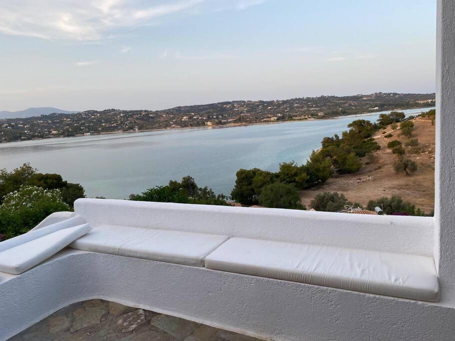 Retreat Villa By The Sea With Pool In פורטו הלי מראה חיצוני תמונה