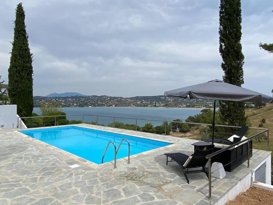 Retreat Villa By The Sea With Pool In פורטו הלי מראה חיצוני תמונה