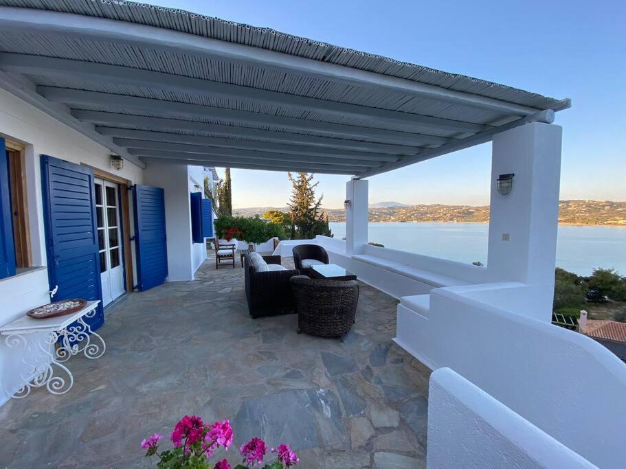Retreat Villa By The Sea With Pool In פורטו הלי מראה חיצוני תמונה