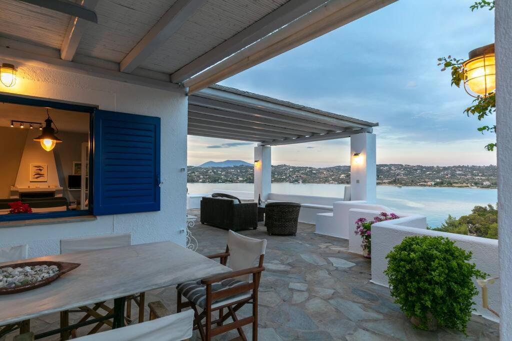 Retreat Villa By The Sea With Pool In פורטו הלי מראה חיצוני תמונה